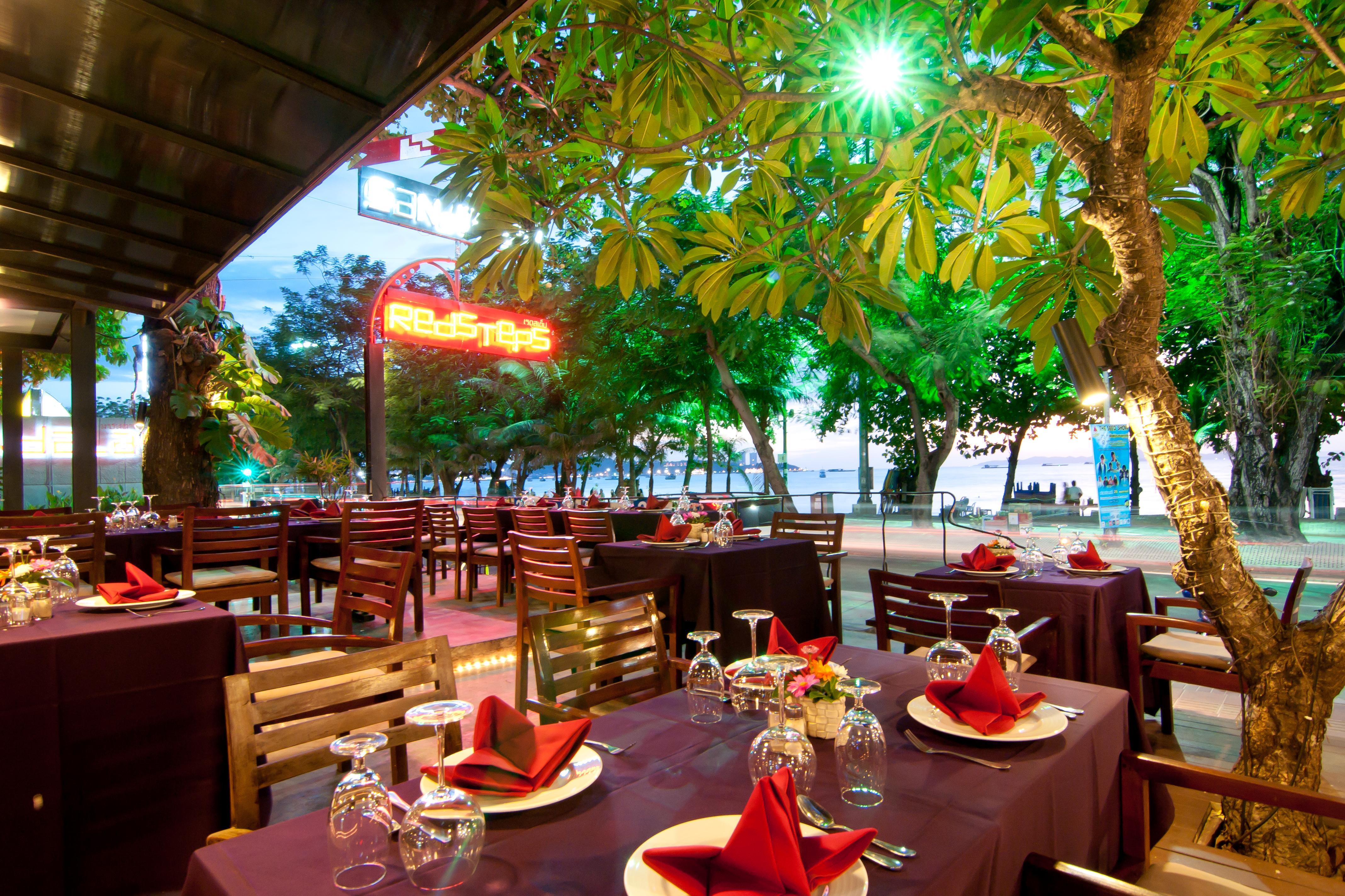 Sandalay Resort Патая Екстериор снимка
